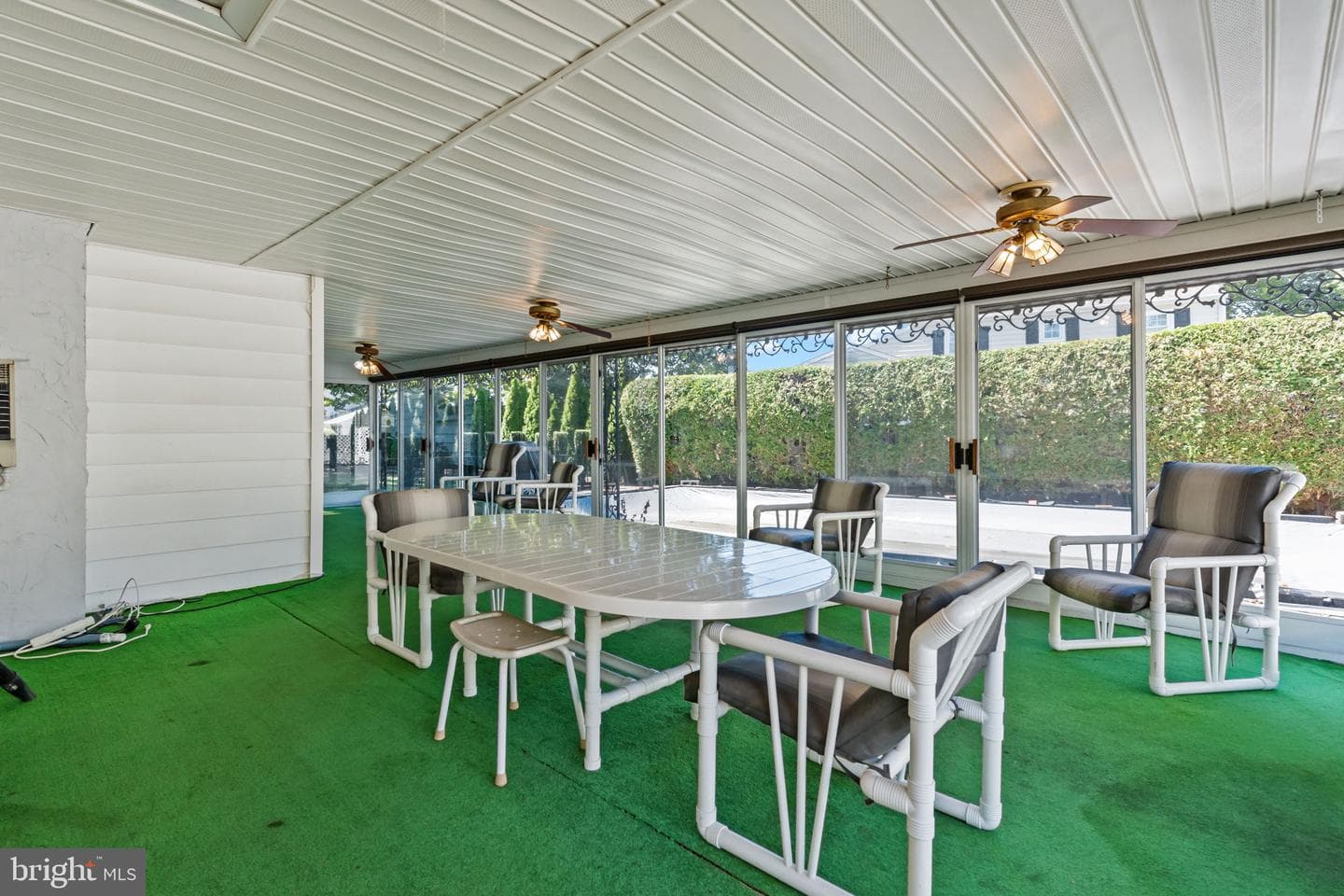 525 Cassingham Road photo 20