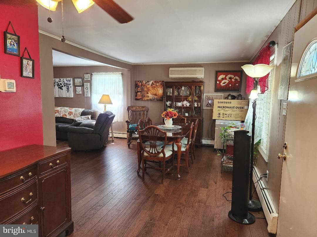 688 Carlisle Drive photo 5