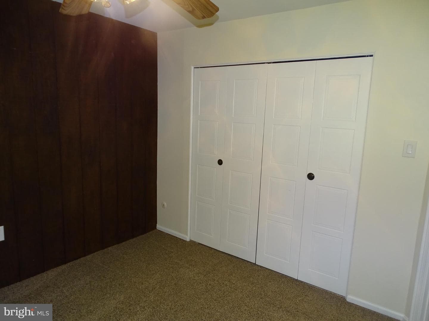 721 Grantham Court photo 23