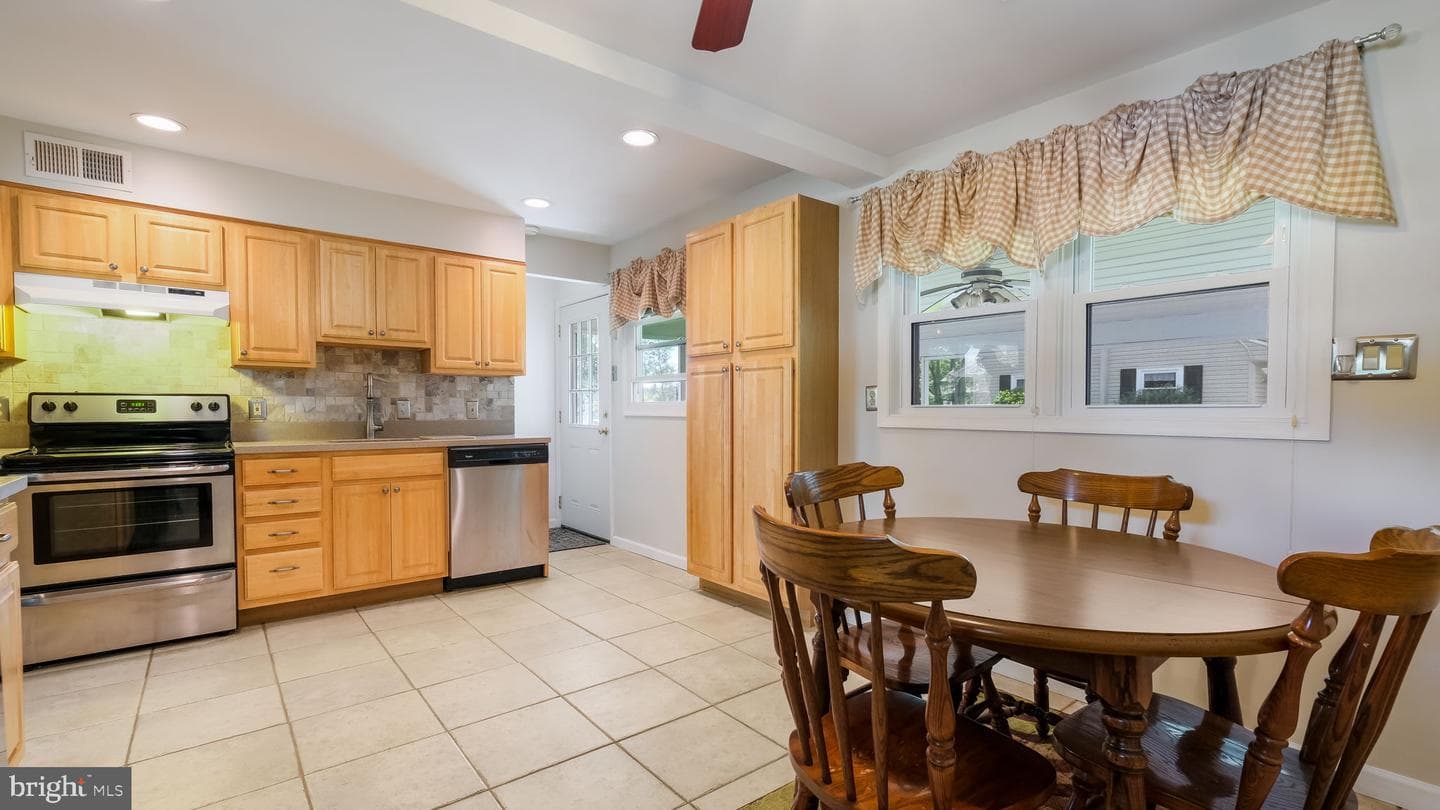 1031 Willopenn Drive photo 13