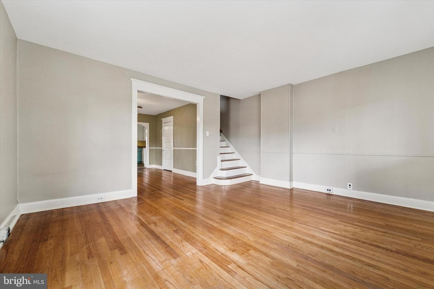 160 Bellevue Avenue photo 6