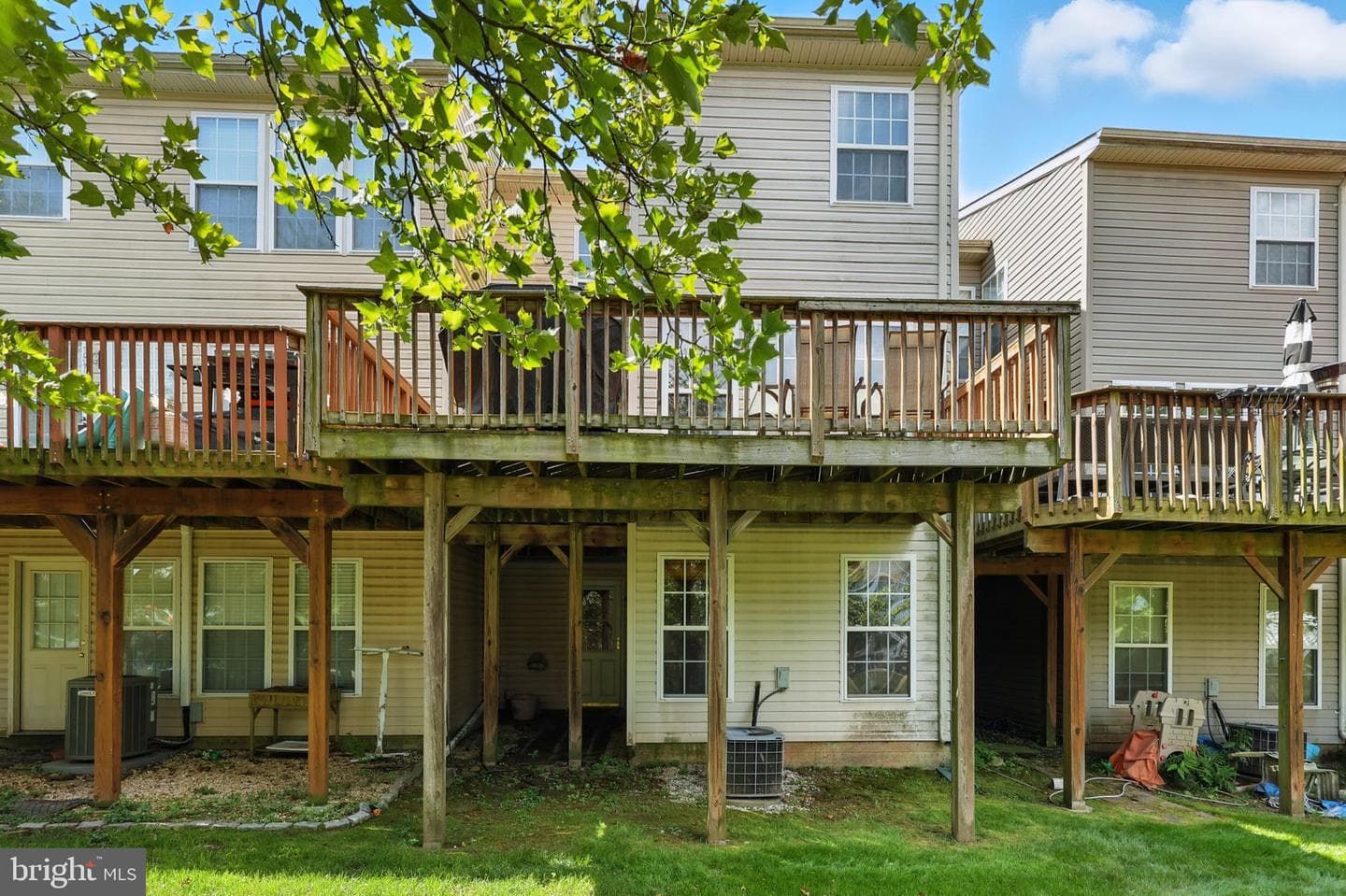 217 Windsor Court photo 34
