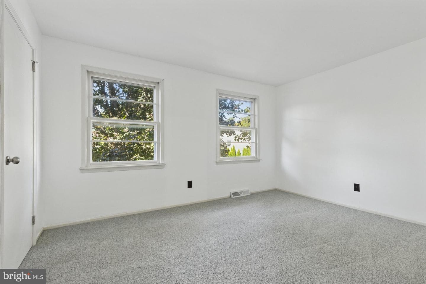 1 Stacey Drive photo 12