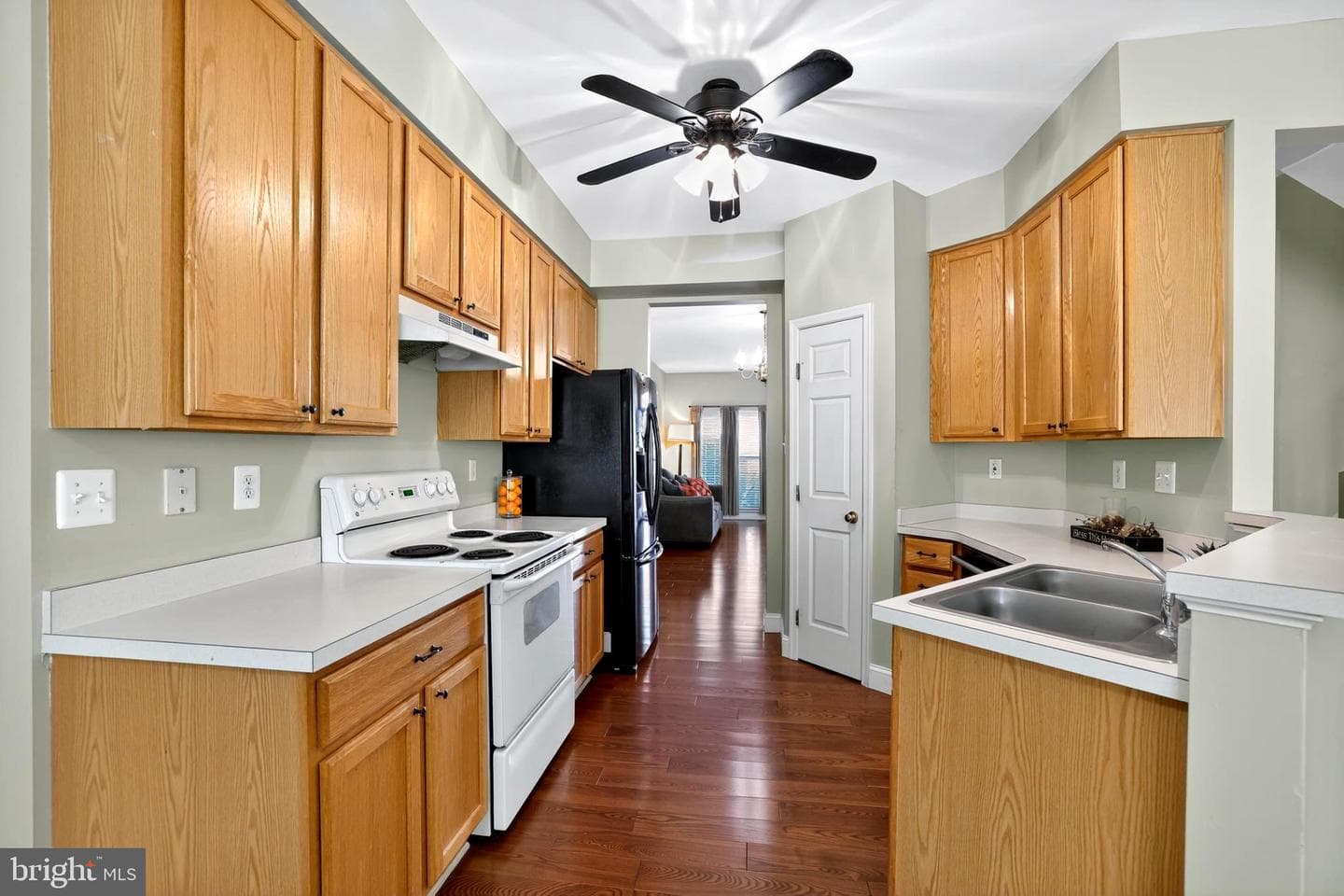 2526 Peachtree Drive photo 15