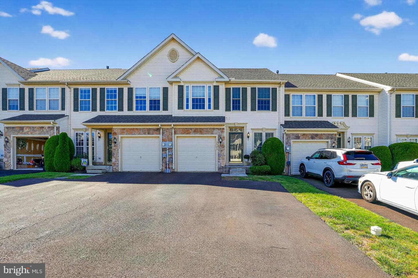 2526 Peachtree Drive photo 4