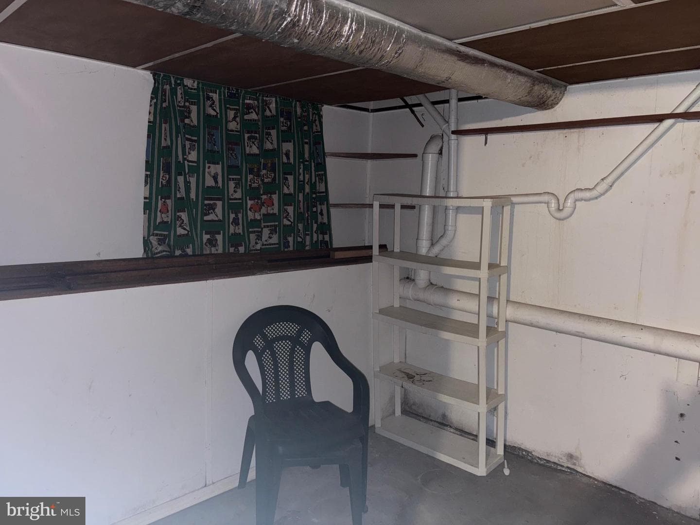 203 N Main St photo 35