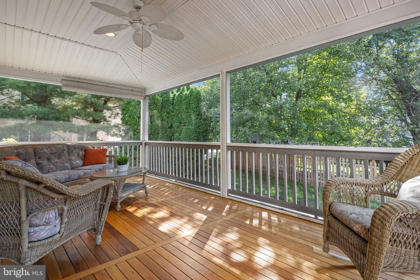527 Clydesdale Drive photo 37