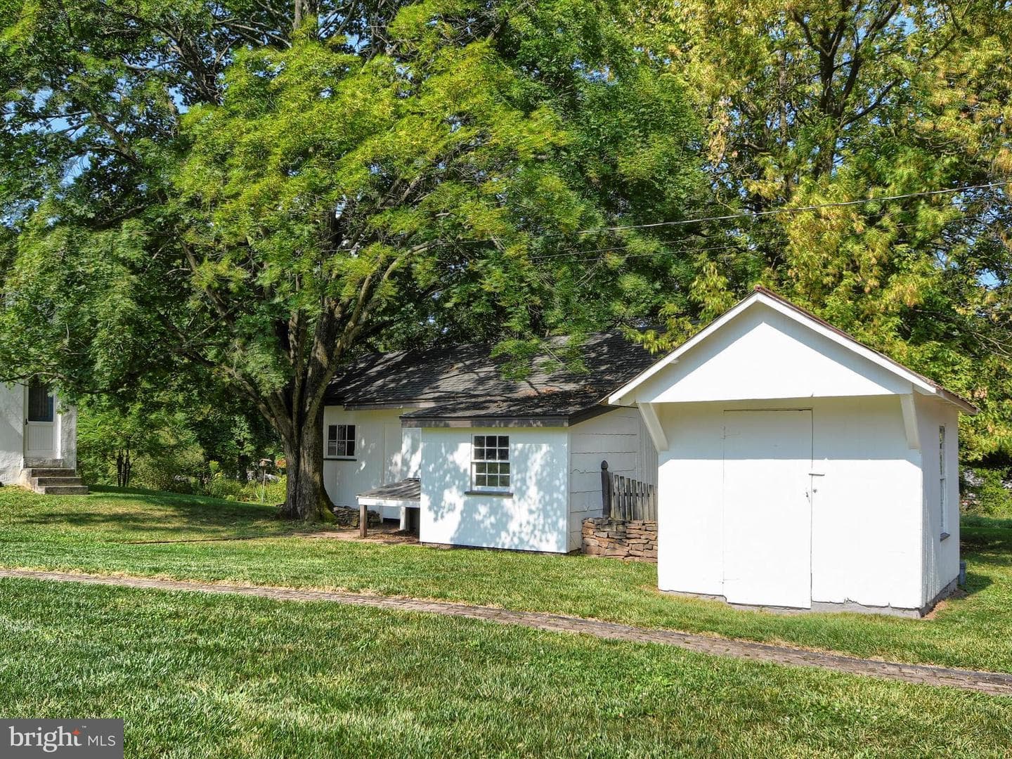 530 Upper Church Road photo 38