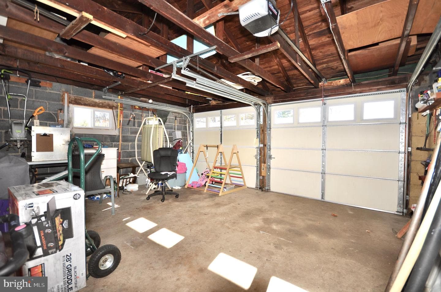 829 Harris Ave photo 25