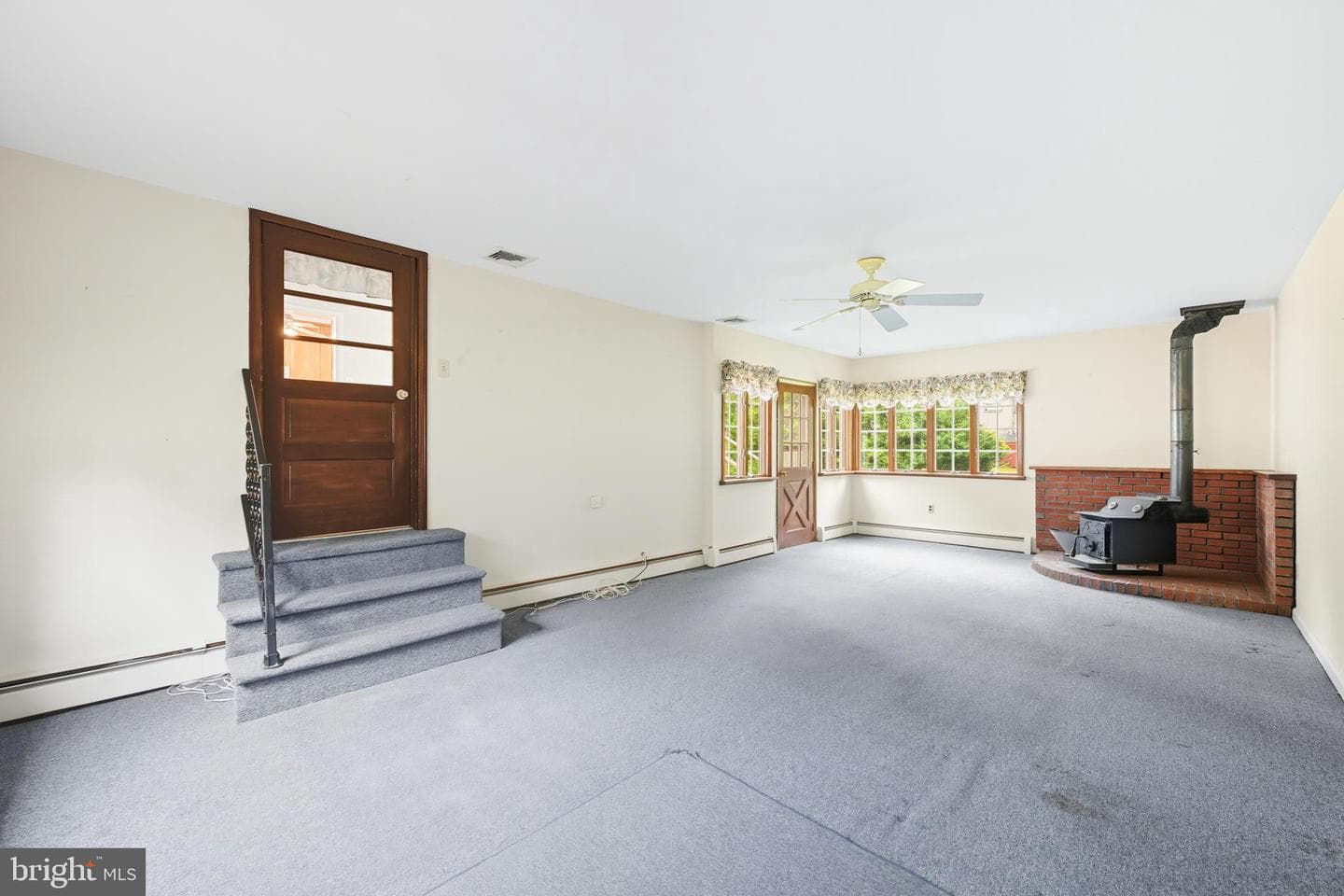 1114 General Hamilton Road photo 18
