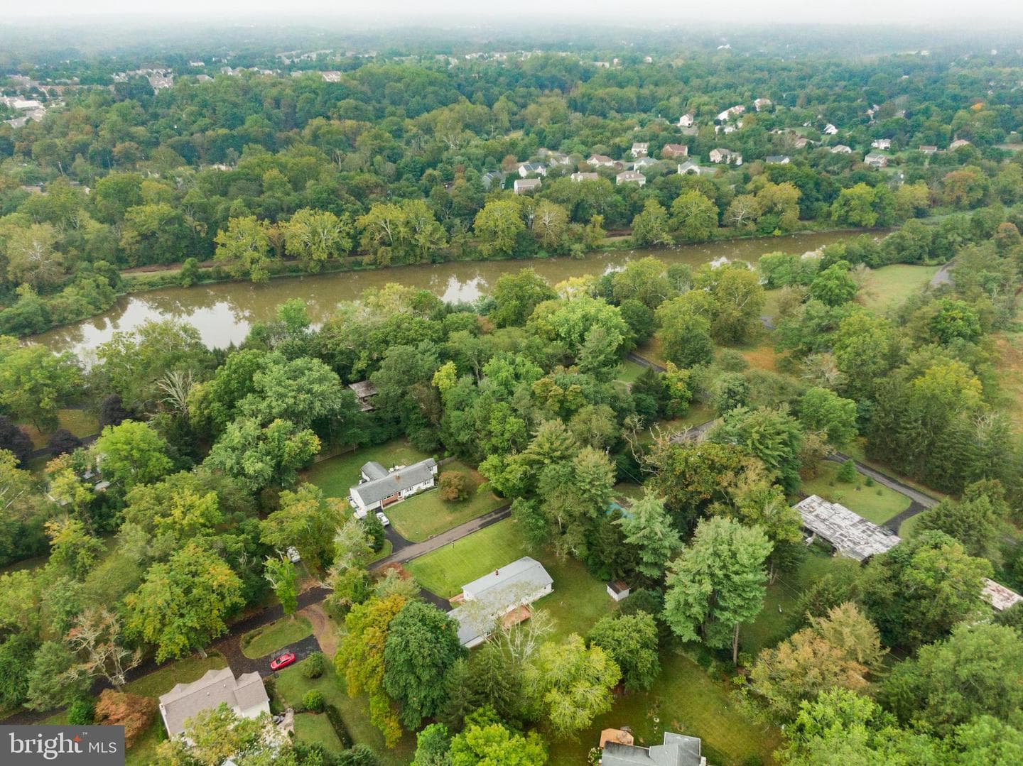 1114 General Hamilton Road photo 43