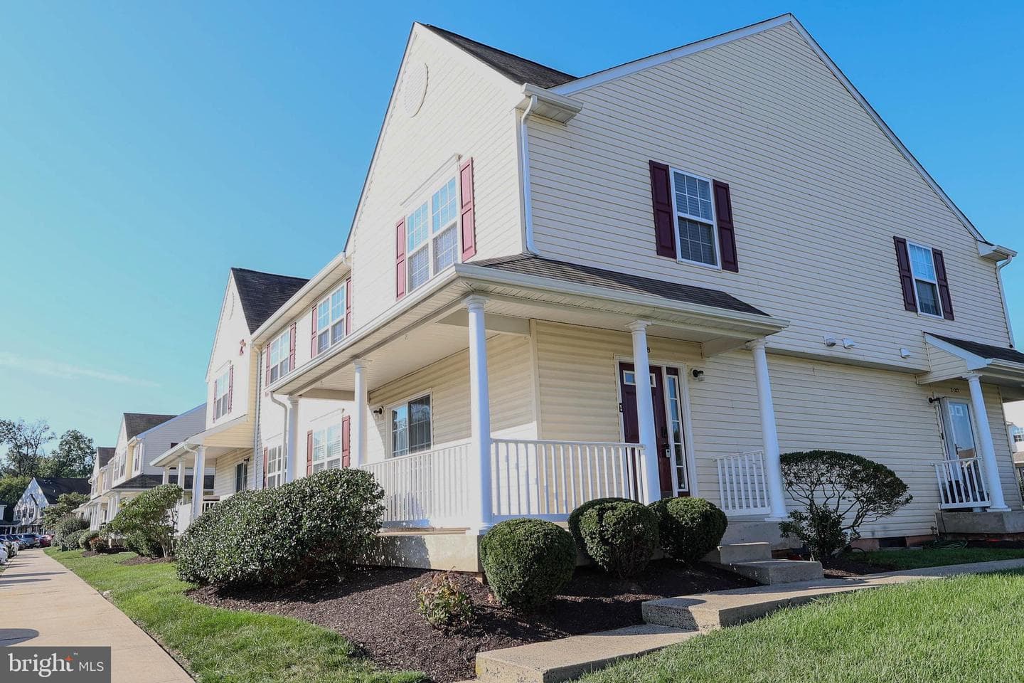 228 Prairie Court photo 2