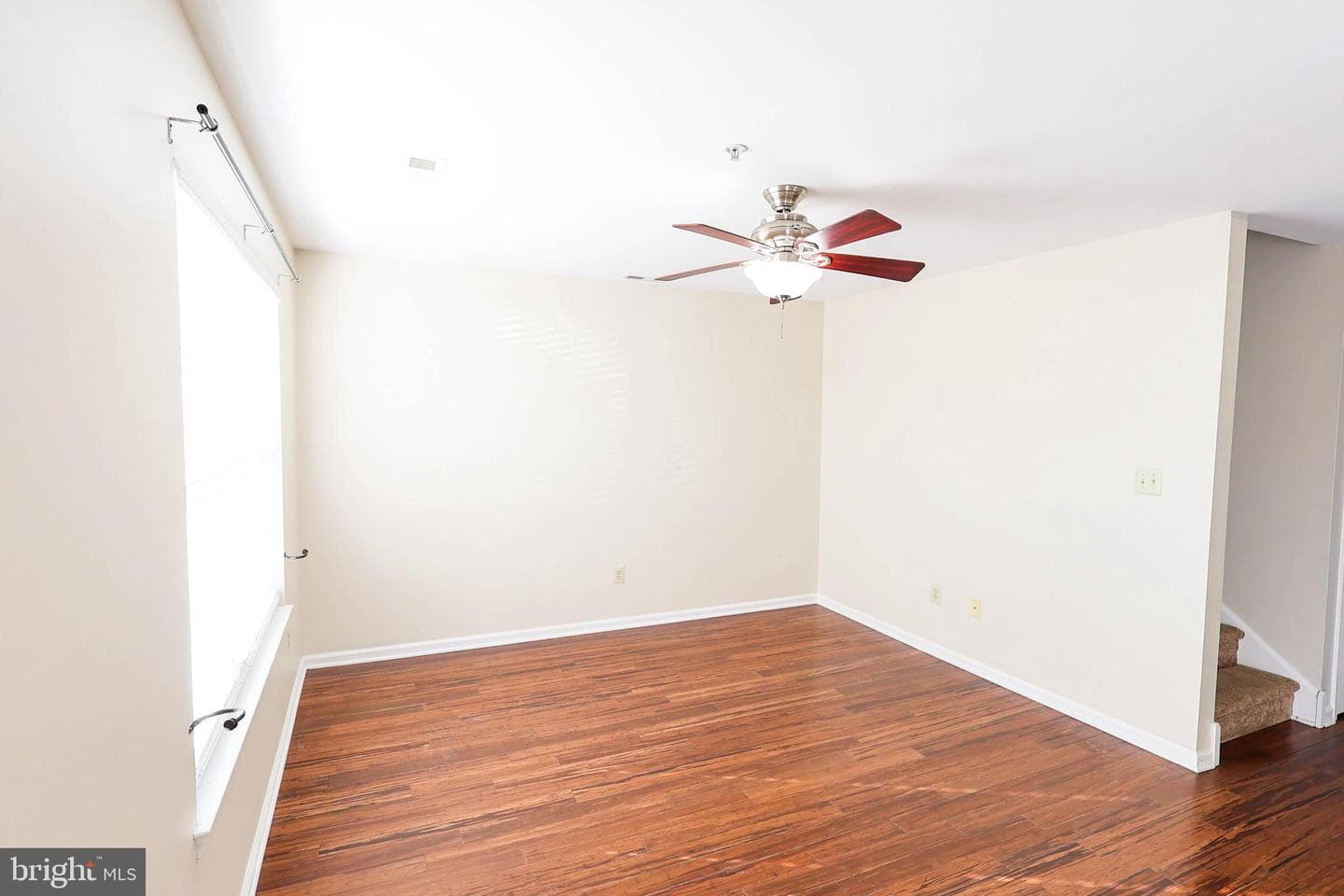 228 Prairie Court photo 9