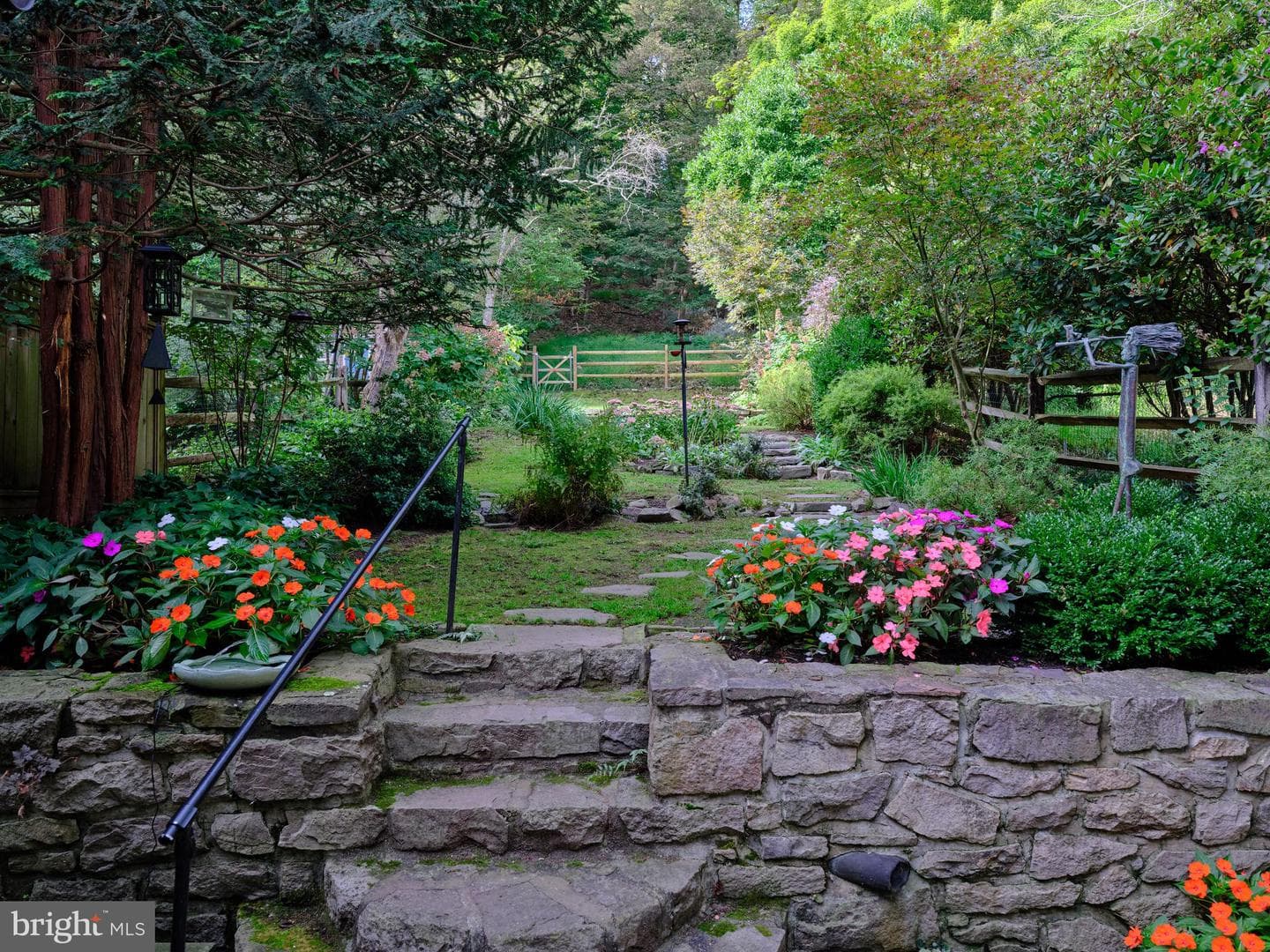 3697 River Rd photo 23