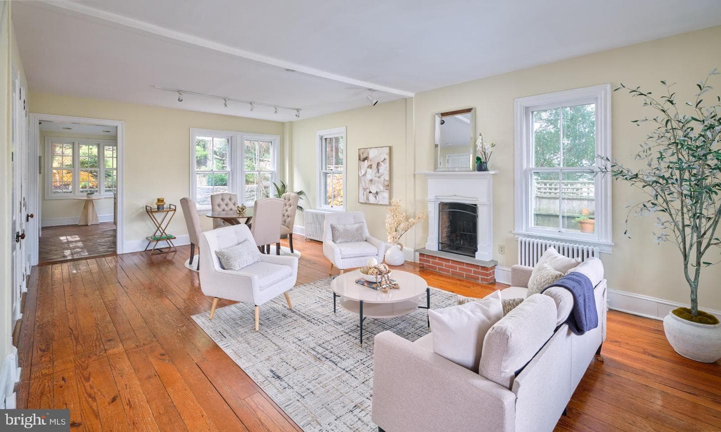 3697 River Rd photo 4