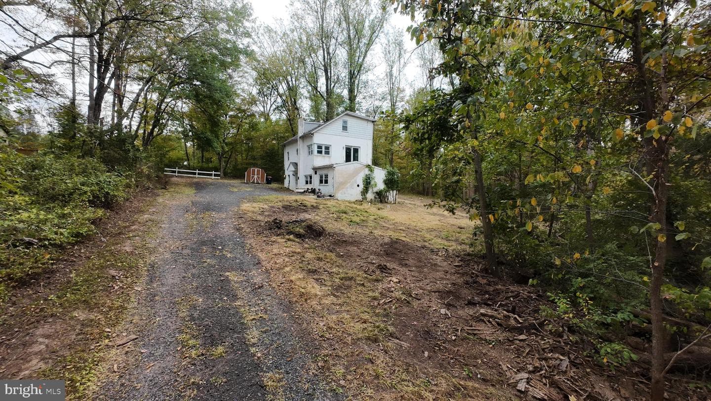 2034 Woodlyn Rd photo 1