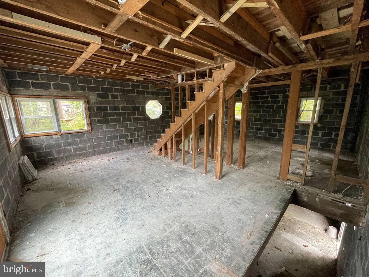 2034 Woodlyn Rd photo 11