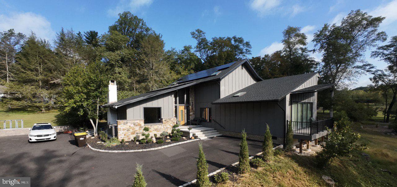 2034 Woodlyn Rd photo 22
