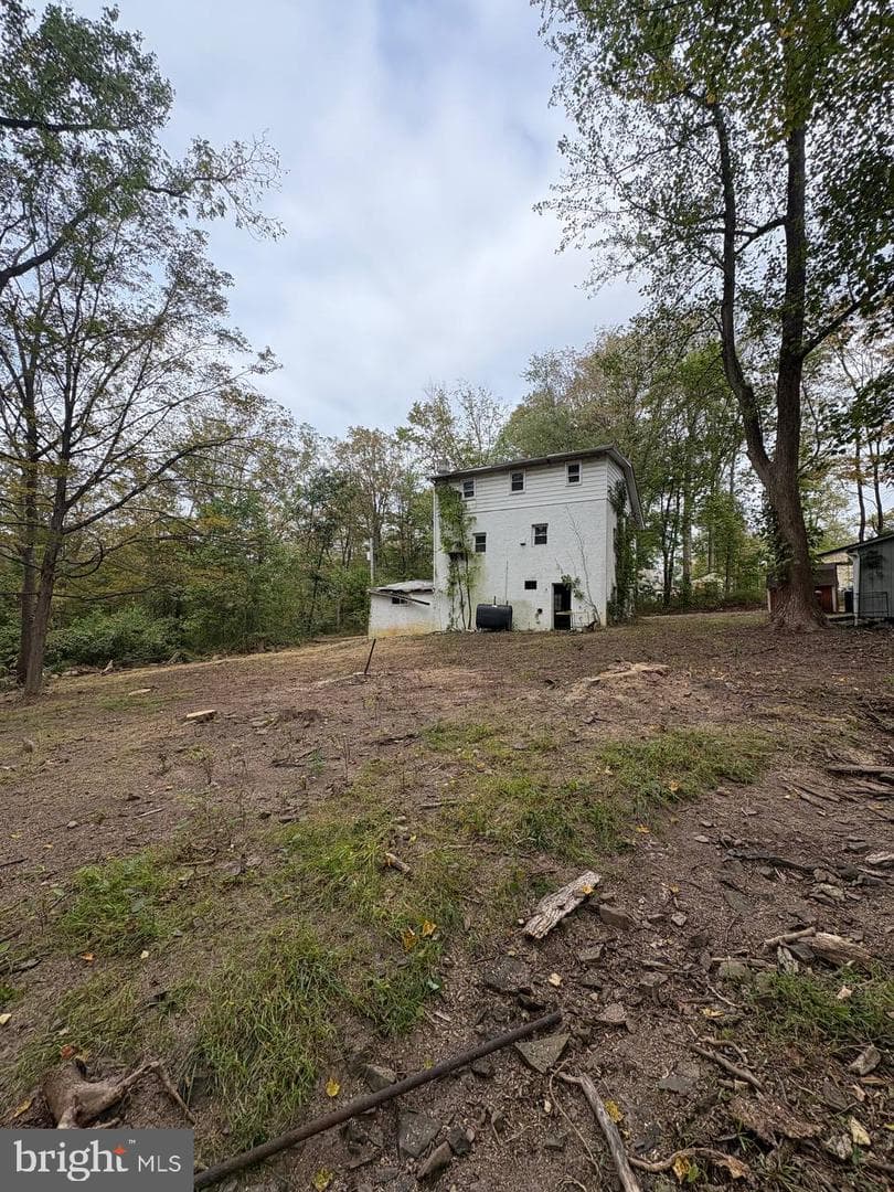 2034 Woodlyn Rd photo 4
