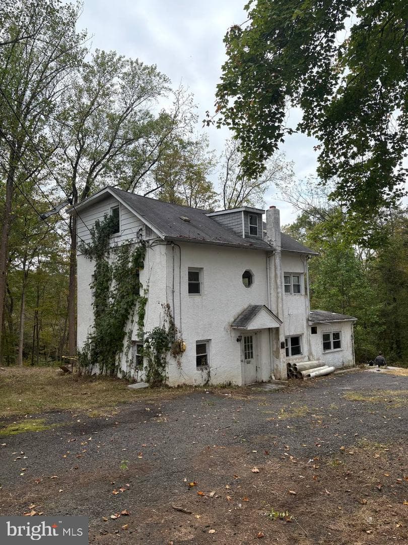 2034 Woodlyn Rd photo 5