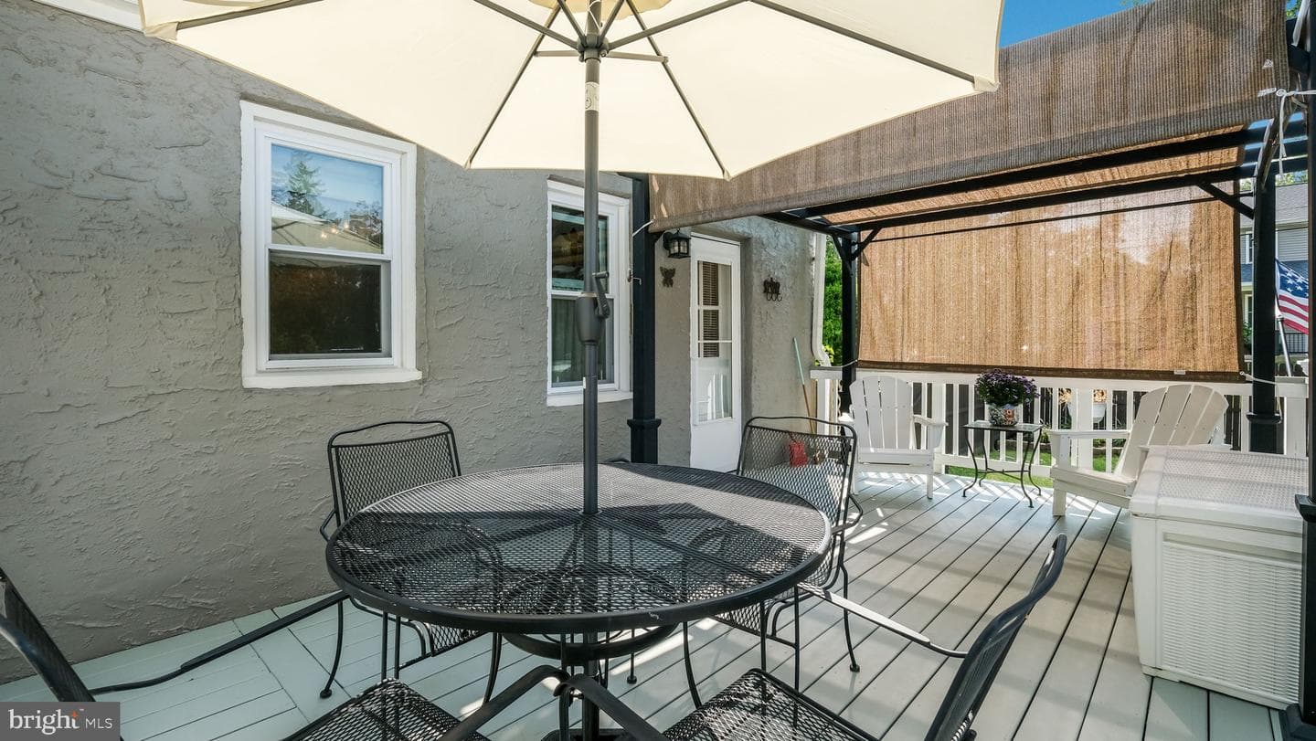 1904 Acorn Street photo 32