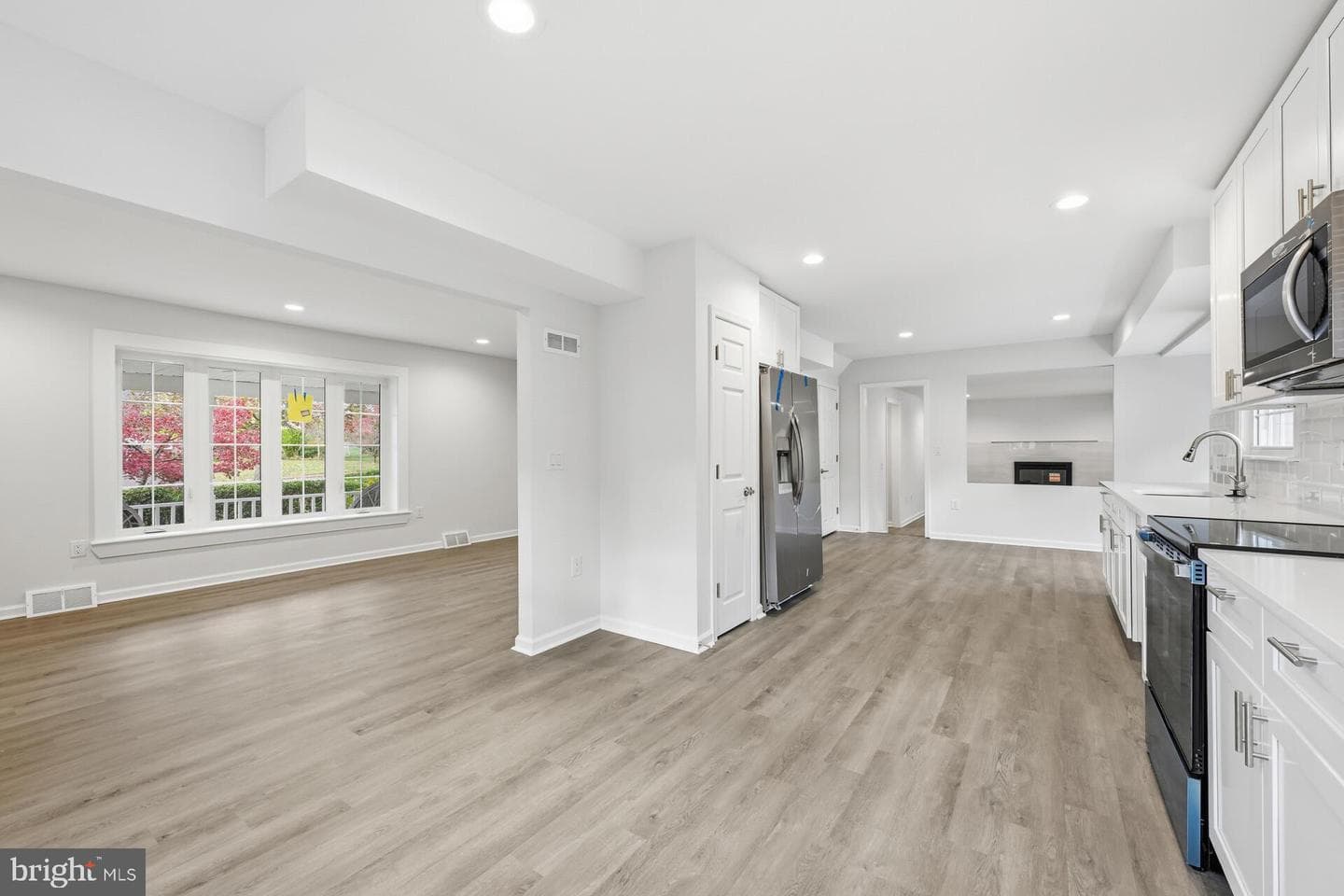 50 Mohawk Drive photo 15