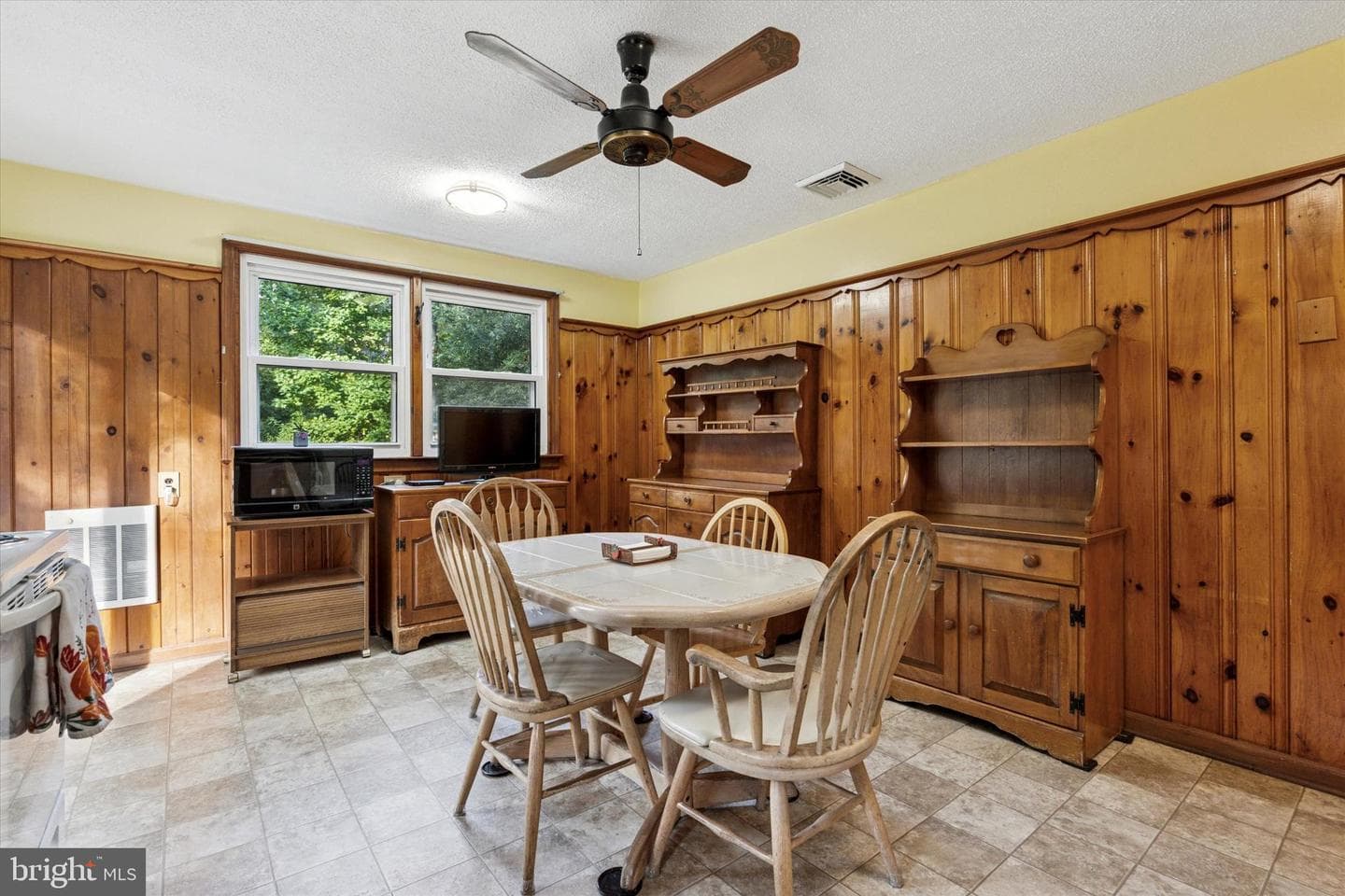 1742 Paradise Lane photo 7