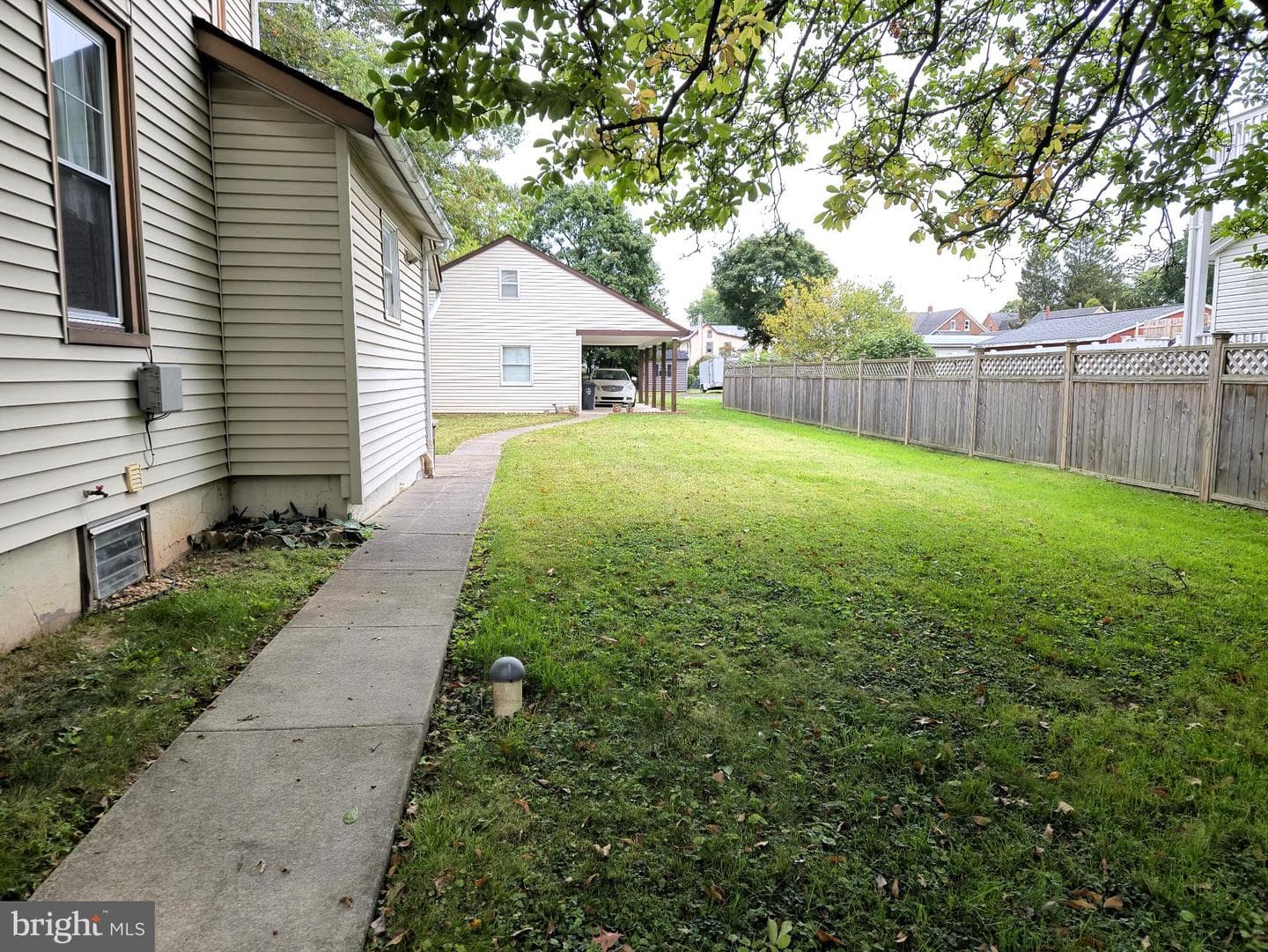 31 N Ambler Street photo 3