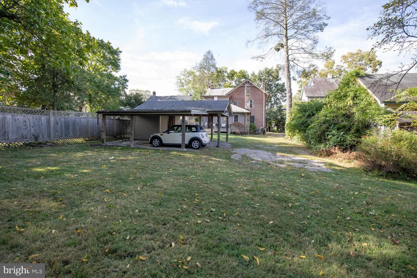121 Cottage Street photo 39