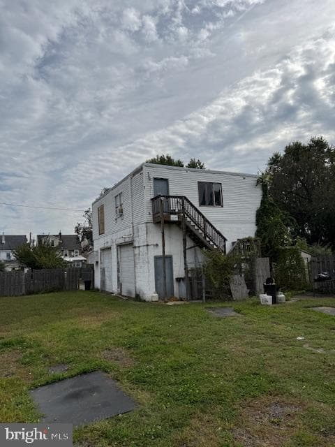 637 Spruce Street photo 4