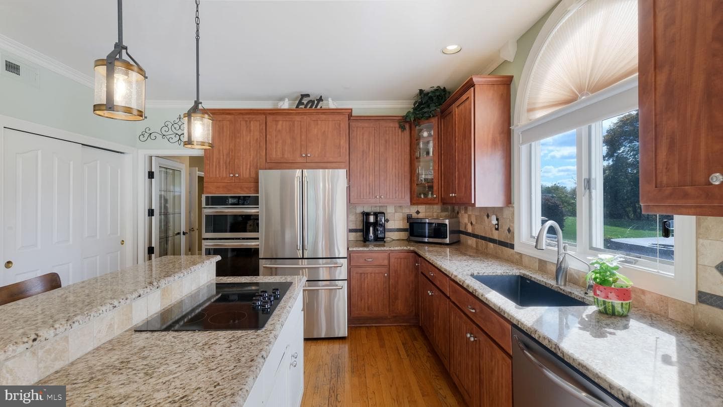 6 Breckenridge Drive photo 23
