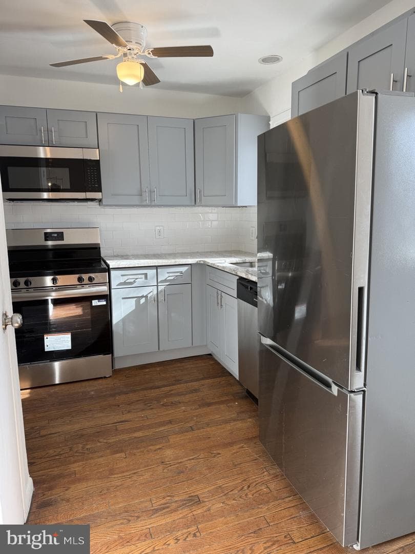 389 Mckinley Avenue photo 4