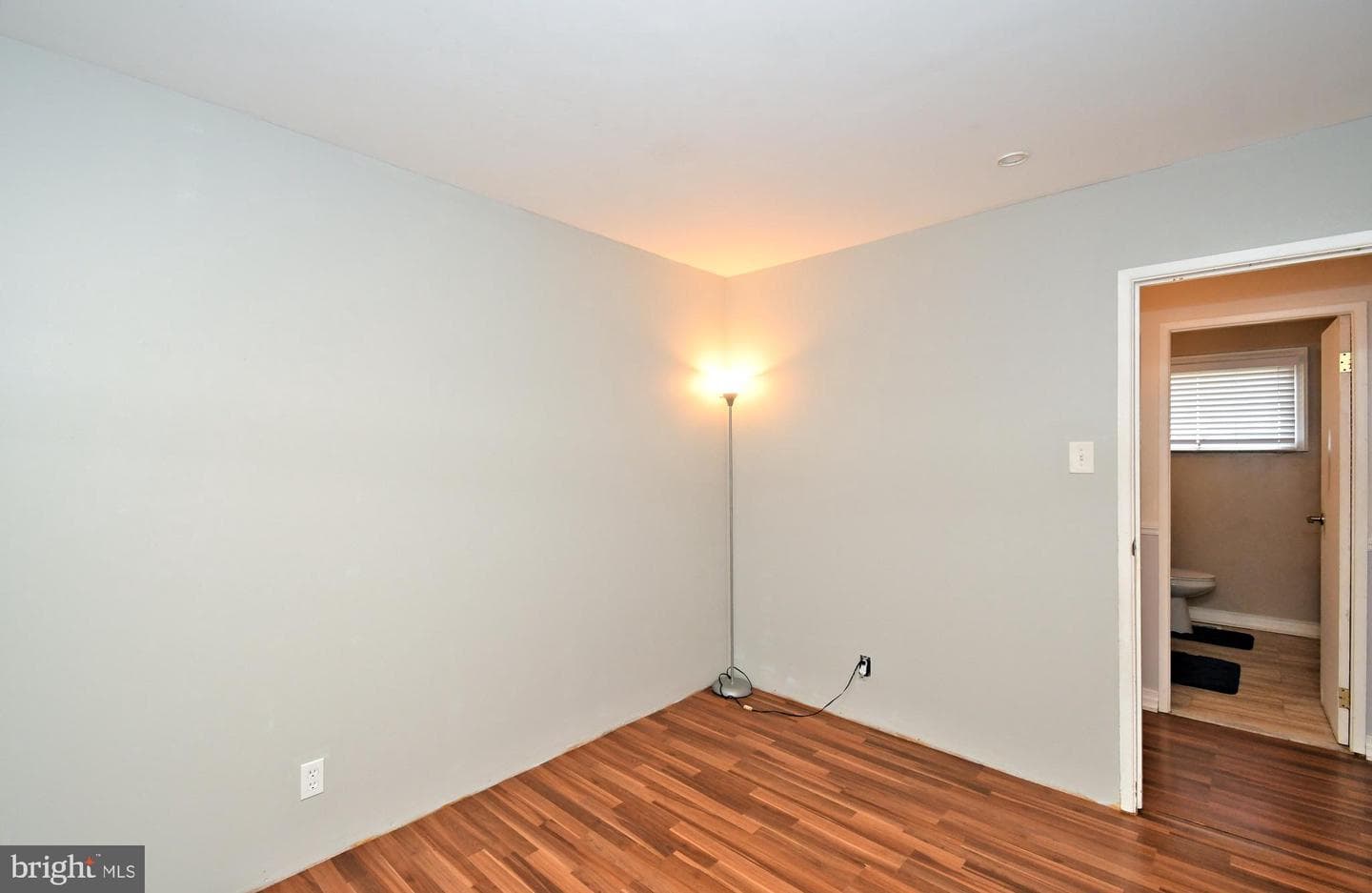 208 Suffolk Road photo 15