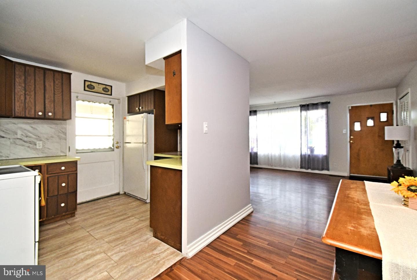 208 Suffolk Road photo 5