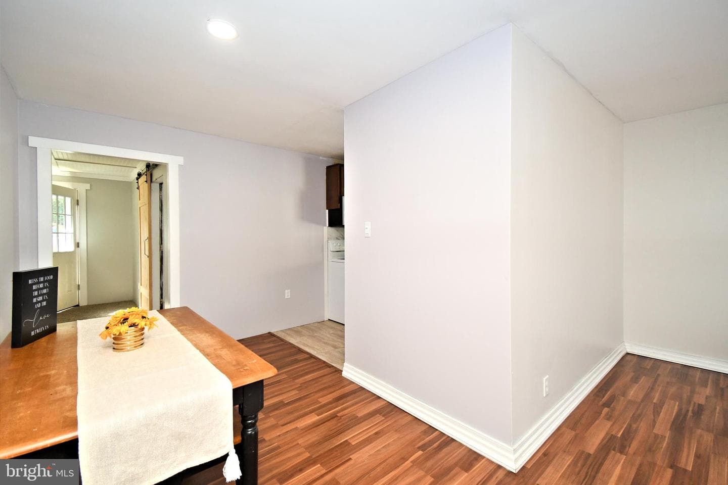 208 Suffolk Road photo 6