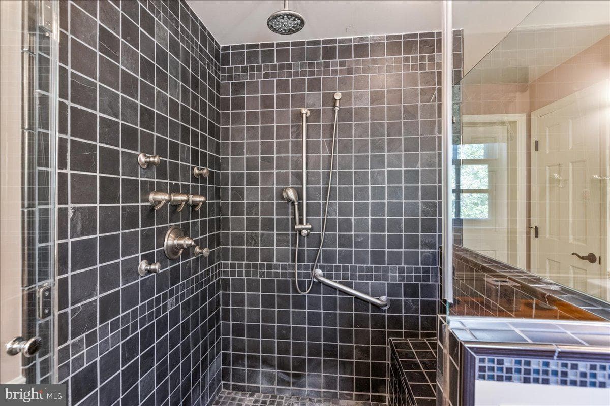 1249 Pebble Hill Road photo 25