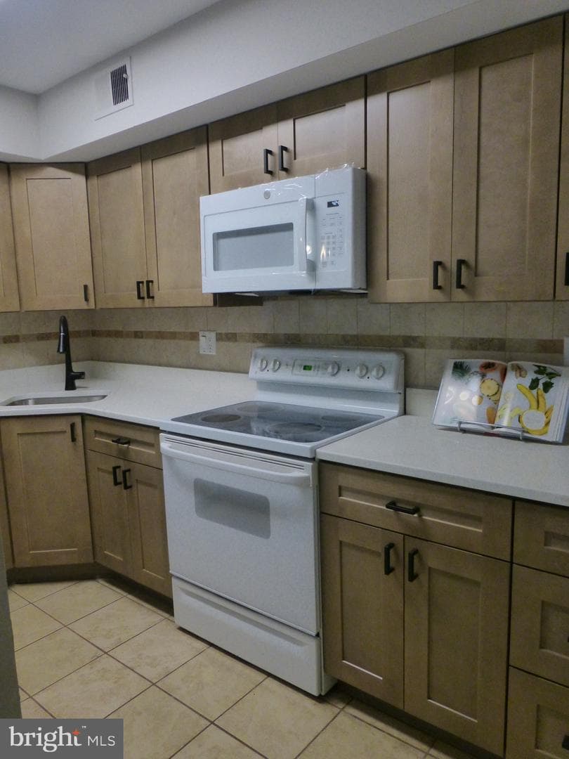 1507 Bennett Place photo 5
