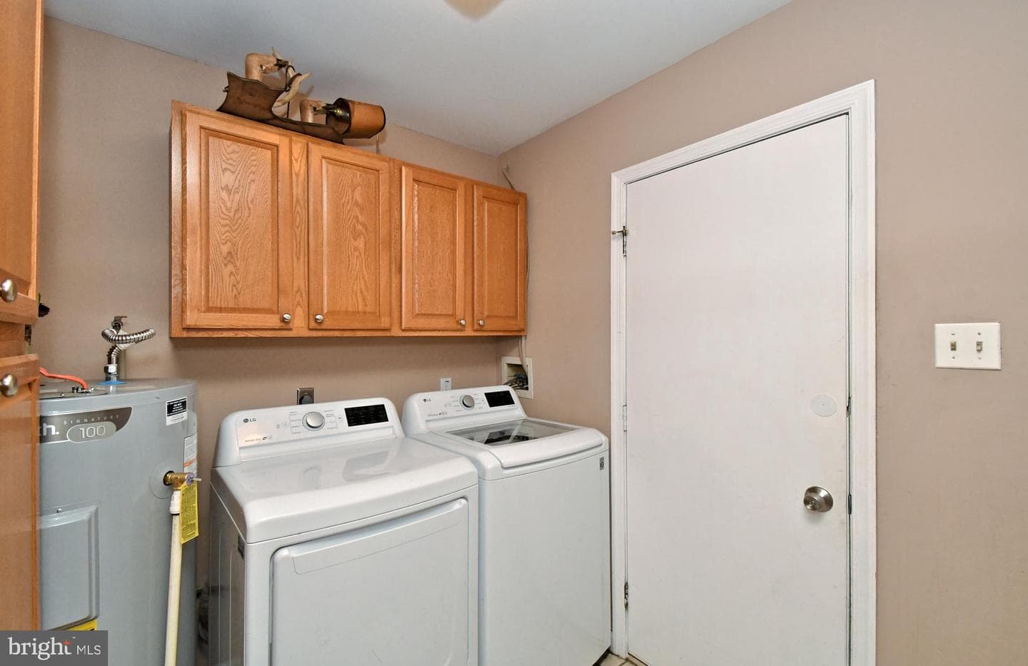 1050 Village Drive photo 37