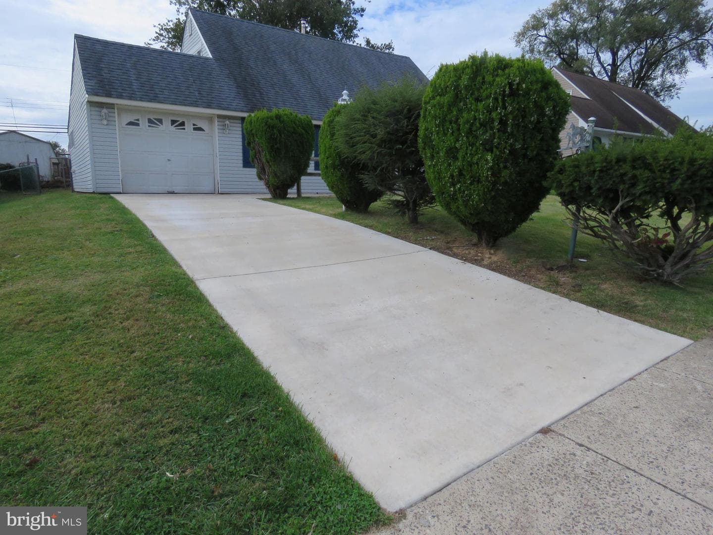 35 Parkside Circle photo 2