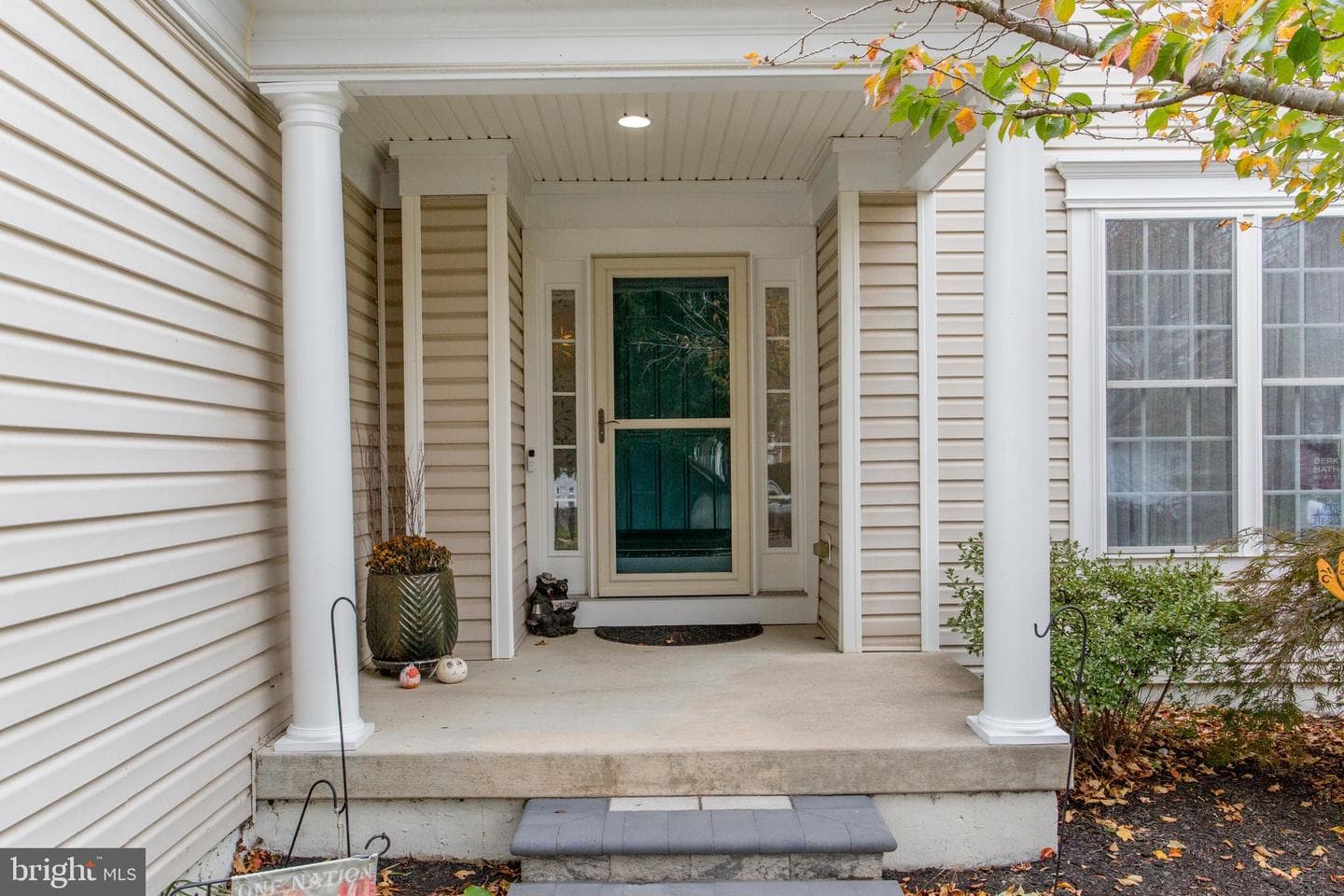 354 E Armstrong Drive photo 4