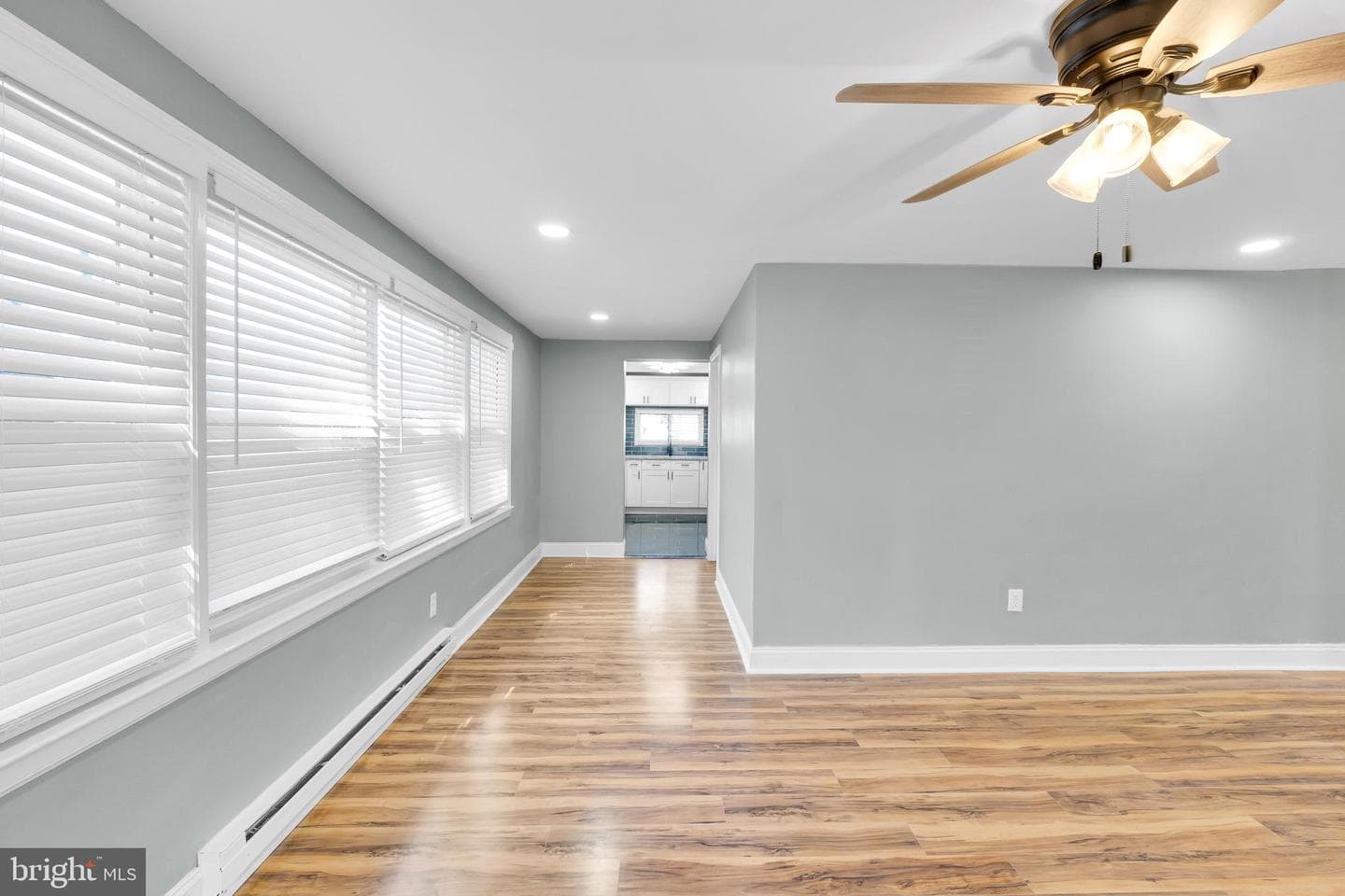 5711 Mustang Street photo 5