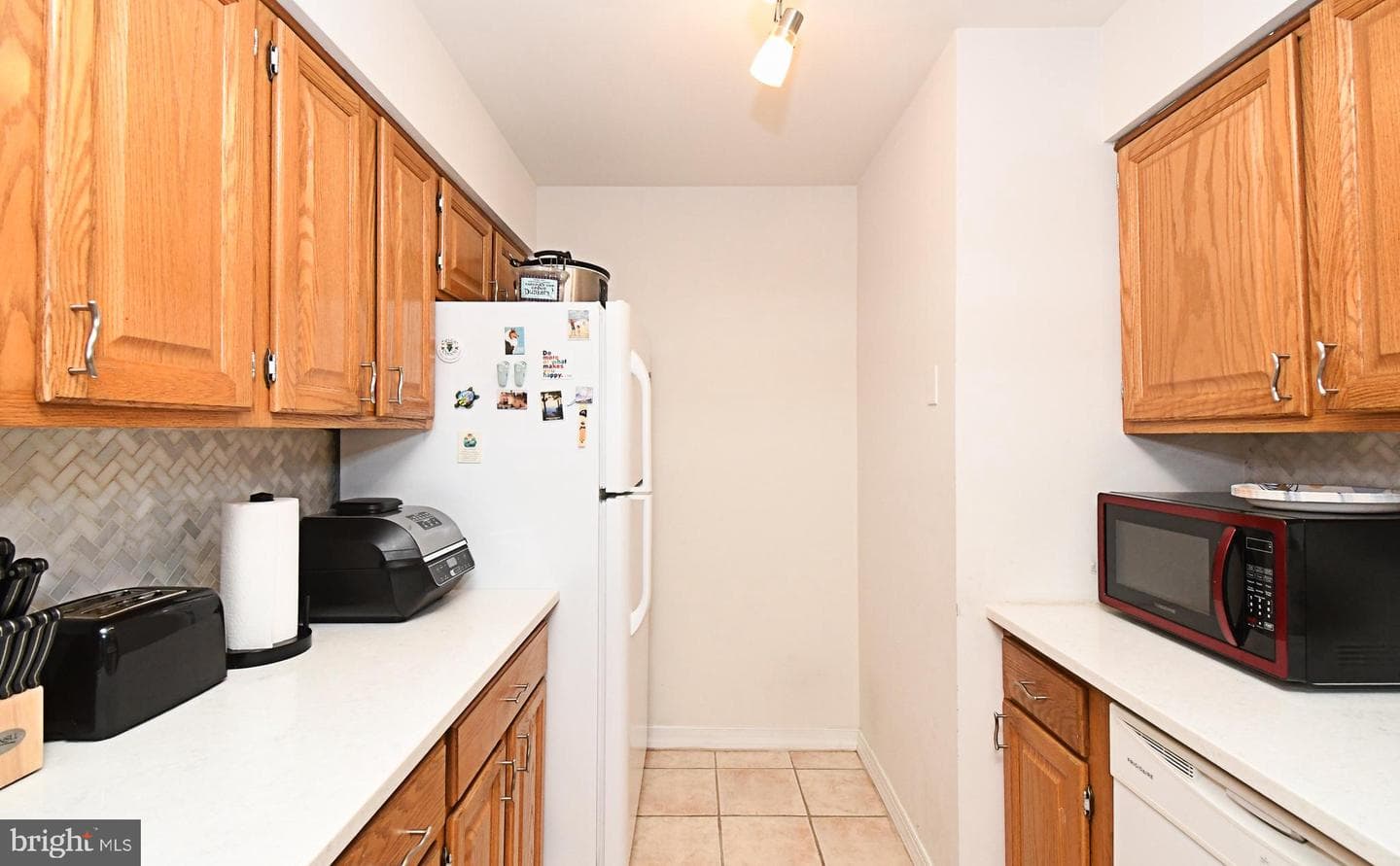 210 Remington Court photo 17