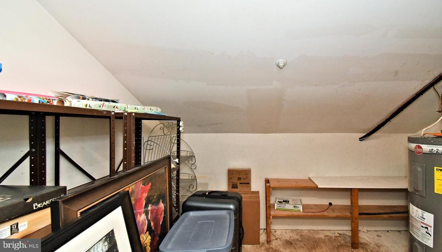 210 Remington Court photo 45