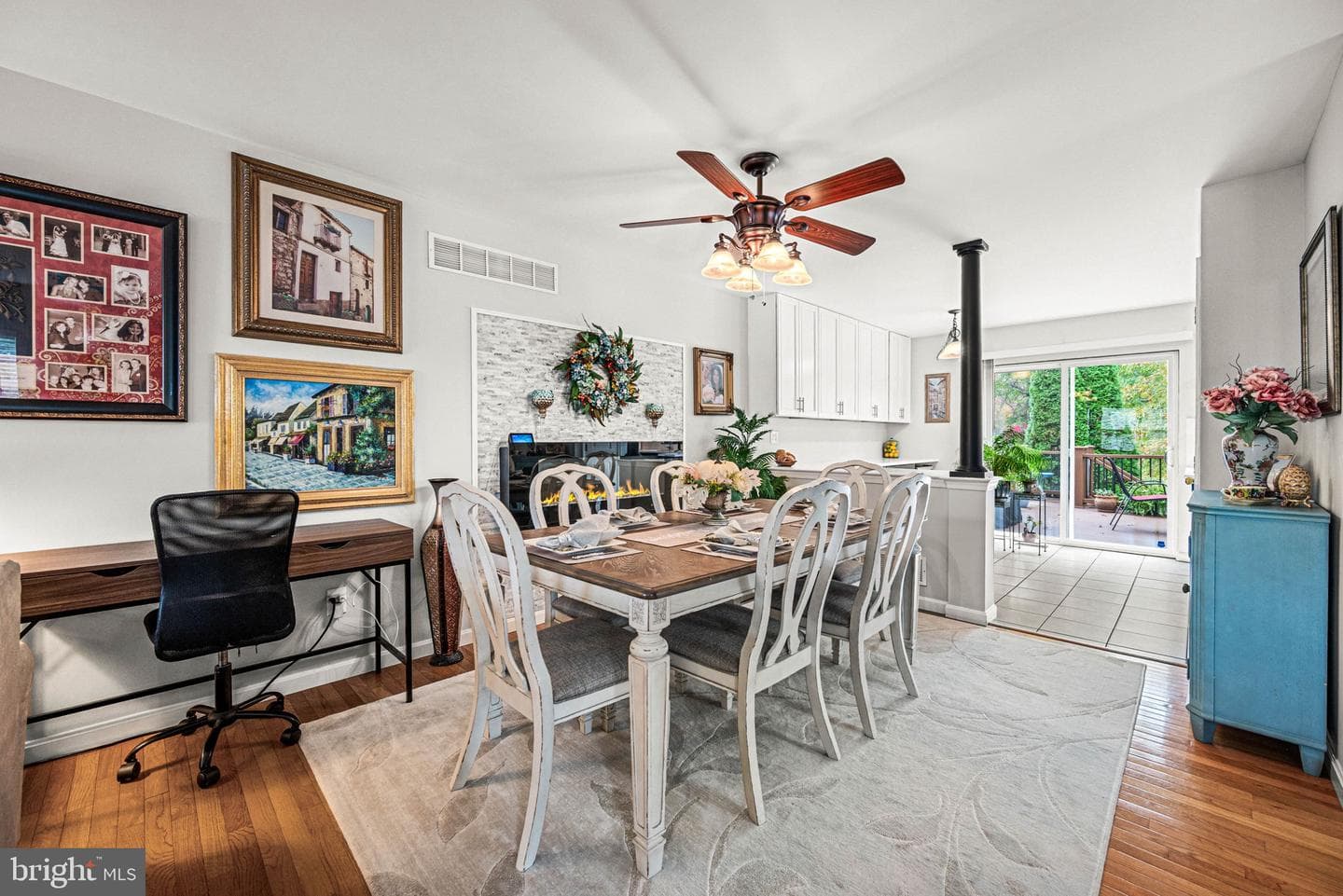 156 Strawberry Lane photo 6