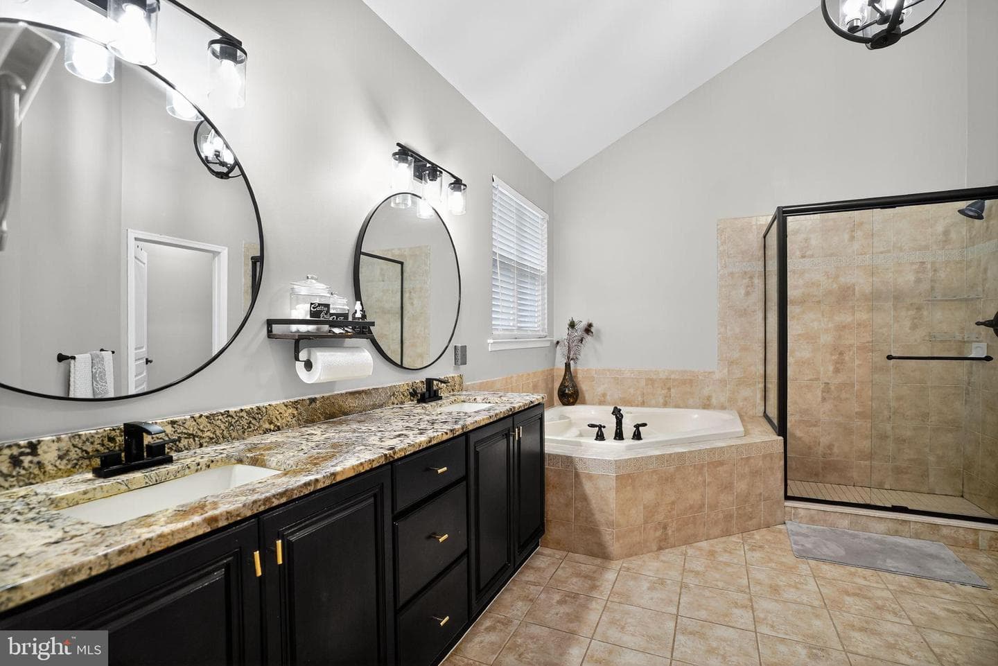 1351 Creekside Lane photo 16