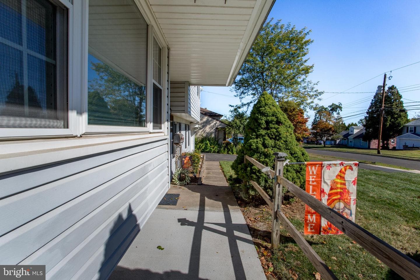 442 Acorn Drive photo 4