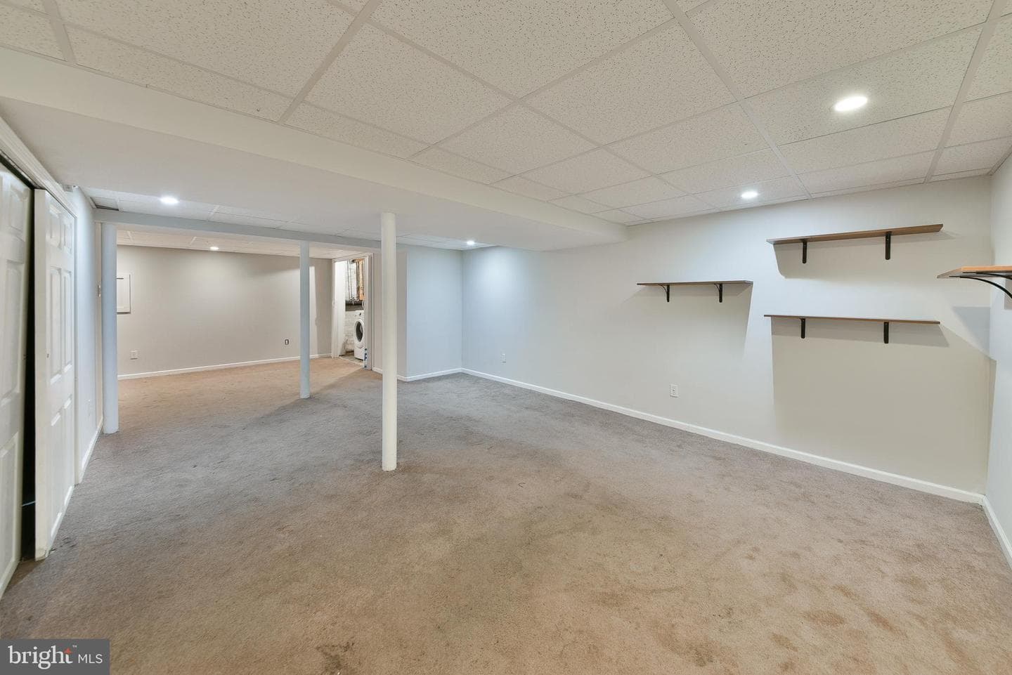 396 Rutgers Court photo 28