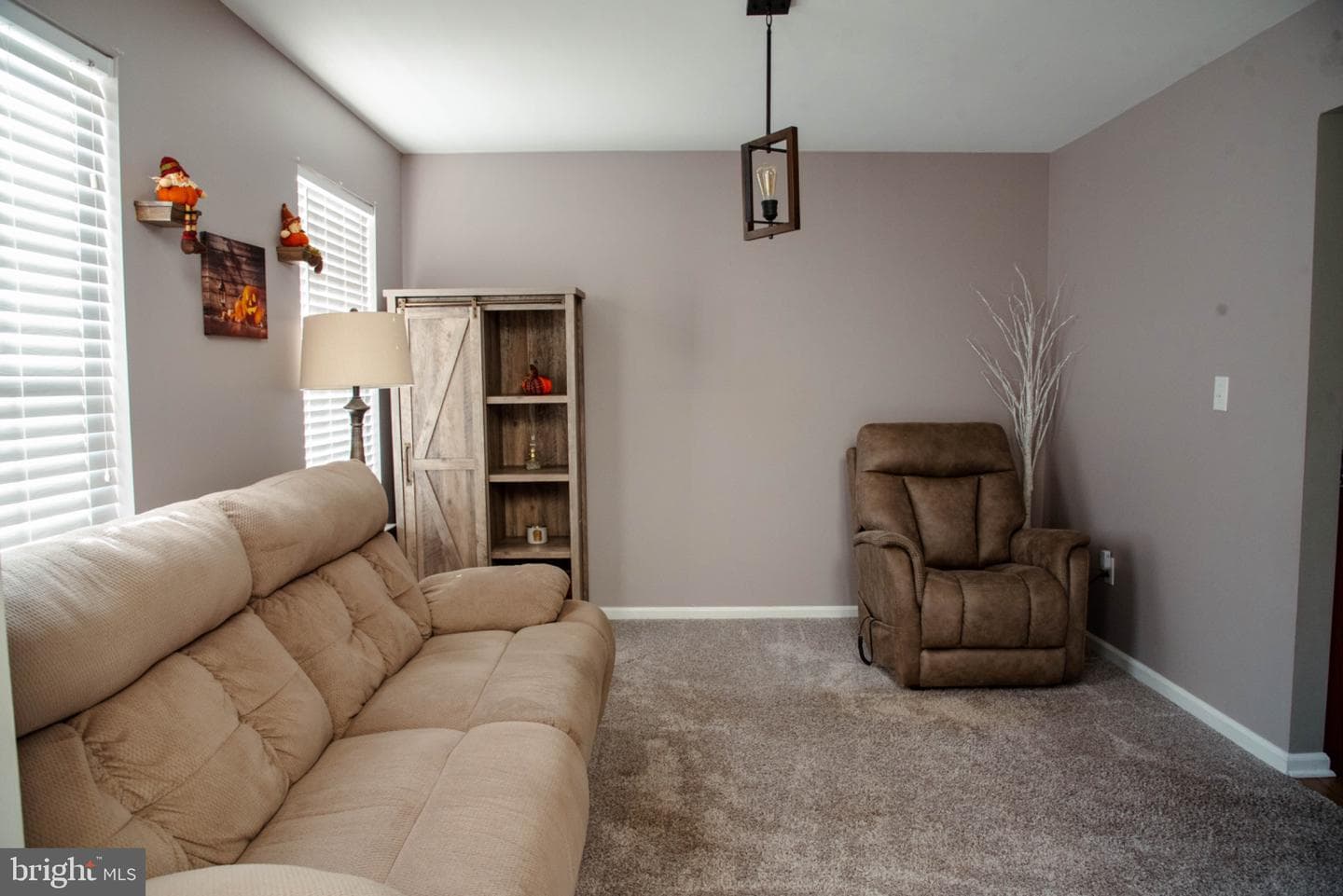 1134 Virginia Way photo 5
