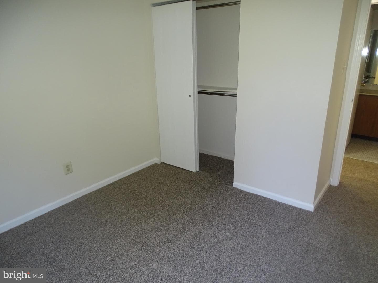 406 Steamboat Station Drive photo 10