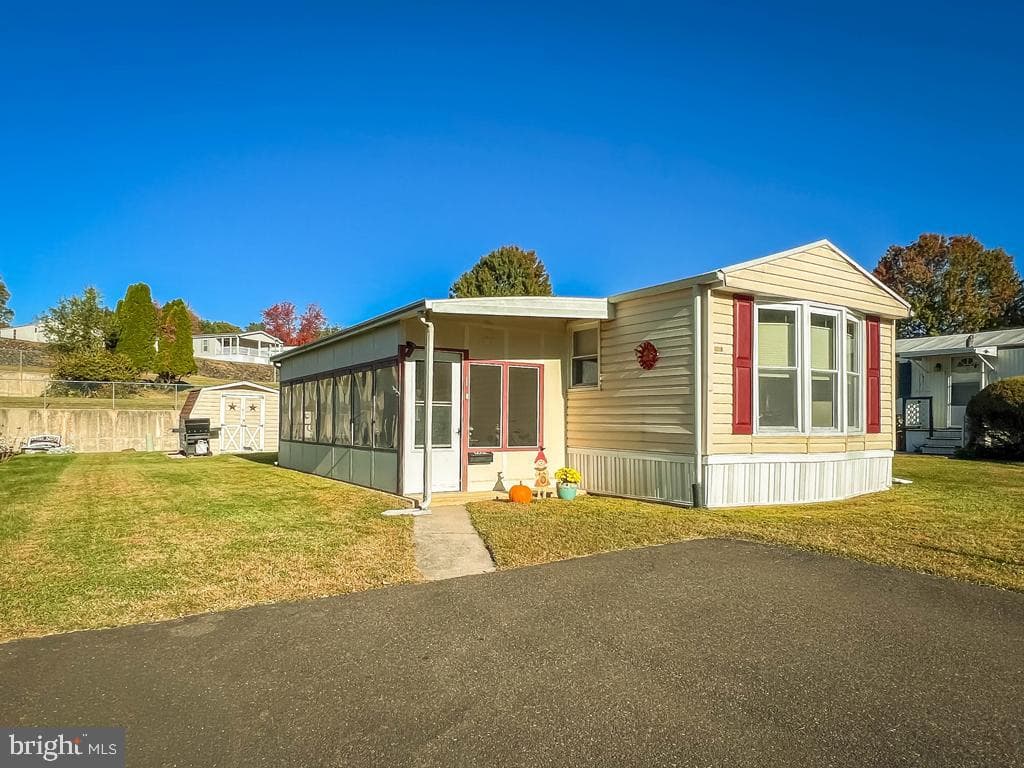 2304 Brownsville Road #lot 1105 photo 2